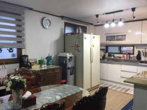  Duri Guest House  Сеул